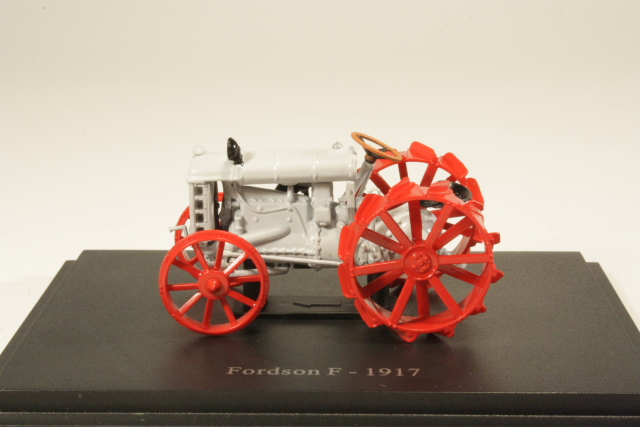 Fordson F 1917, harmaa