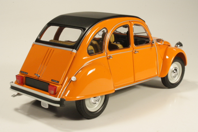 Citroen 2CV 1976, oranssi