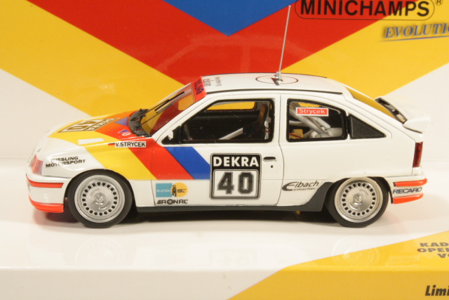 Opel Kadett GSi 16V "Opel Motorsport" DTM 1989, V.Strycek - Sulje napsauttamalla kuva