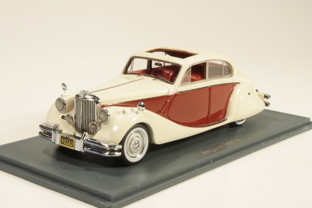 Jaguar Mk V 1950, beige/red