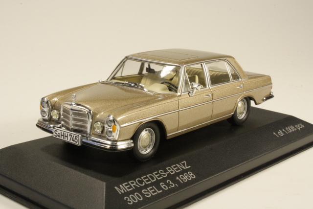 Mercedes 300SEL 6.3 1968, beige - Sulje napsauttamalla kuva