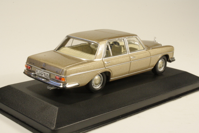 Mercedes 300SEL 6.3 1968, beige - Sulje napsauttamalla kuva