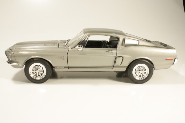 Shelby GT500 1967, silver"Eleanor"