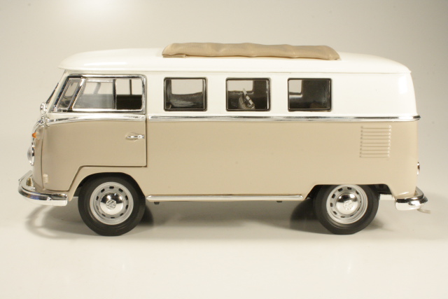 VW T1 Bus 1962, kerma/valkoinen