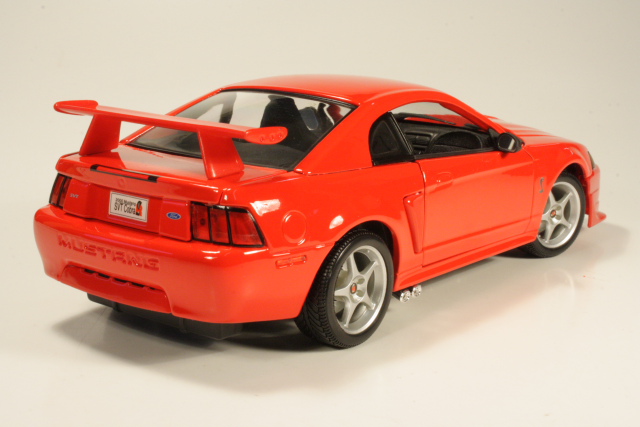 Ford Mustang Cobra SVT R 2000, red