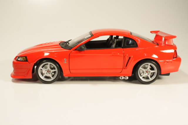 Ford Mustang Cobra SVT R 2000, red