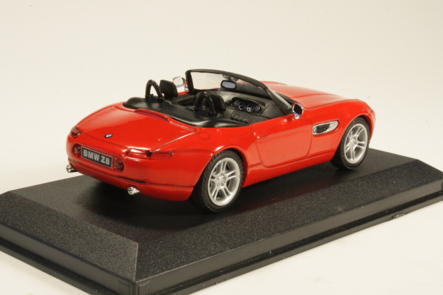 BMW Z8, punainen