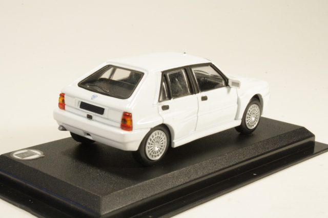 Lancia Delta HF Integrale, valkoinen