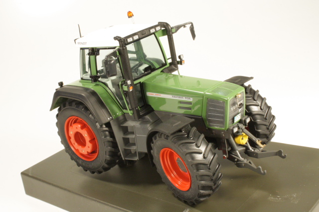 Fendt Favorit 926 Vario 1996, vihreä - Sulje napsauttamalla kuva