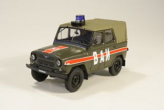 UAZ 469 Vai Military Traffic, vihreä/punainen