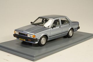 Datsun Bluebird U910 1979, vaaleansininen