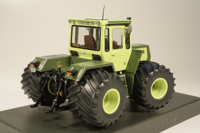 MB trac 1100 1987, green