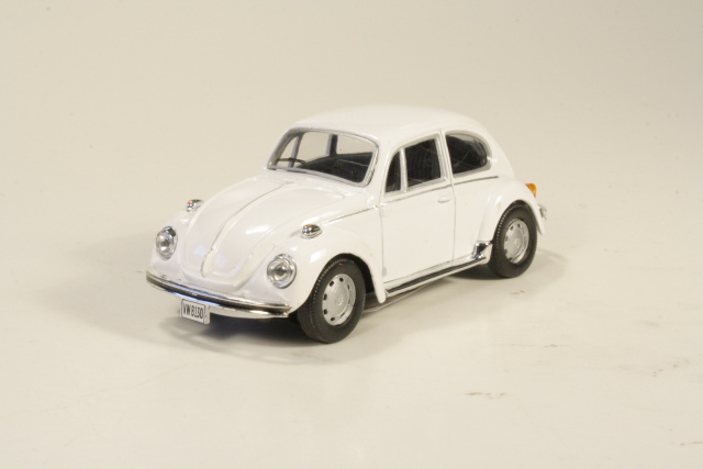 VW Beetle, white