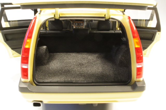 Volvo 850 T5R SW 1995, light yellow