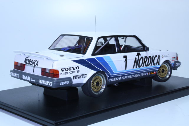 Volvo 240 Turbo, 1st. Zolder 1986, J.Cecotto/T.Lindström, no.1 - Sulje napsauttamalla kuva