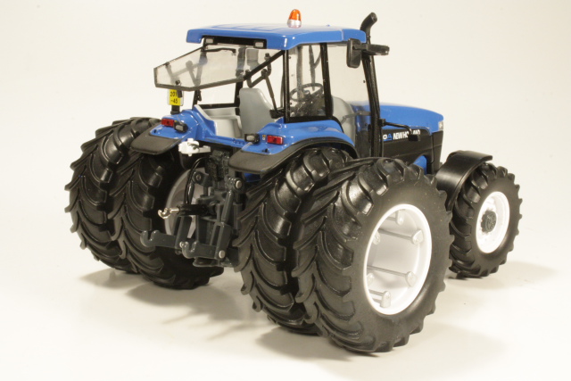 New Holland 8770A, blue "Double Wheels"