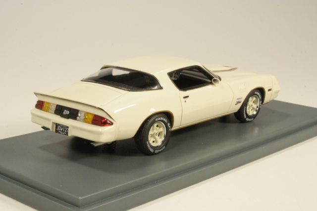 Chevrolet Camaro Z28 1978, valkoinen