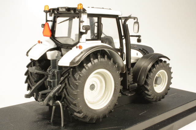 Valtra T163 2013 "Facelift", white