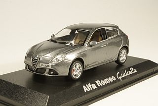 Alfa Romeo Giulietta 2010, harmaa - Sulje napsauttamalla kuva