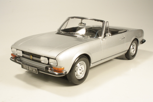 Peugeot 504 Cabriolet 1971, harmaa - Sulje napsauttamalla kuva