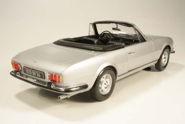 Peugeot 504 Cabriolet 1971, harmaa