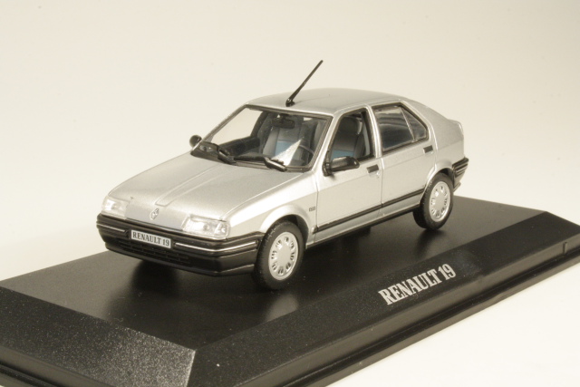 Renault 19 GTD 1988, silver
