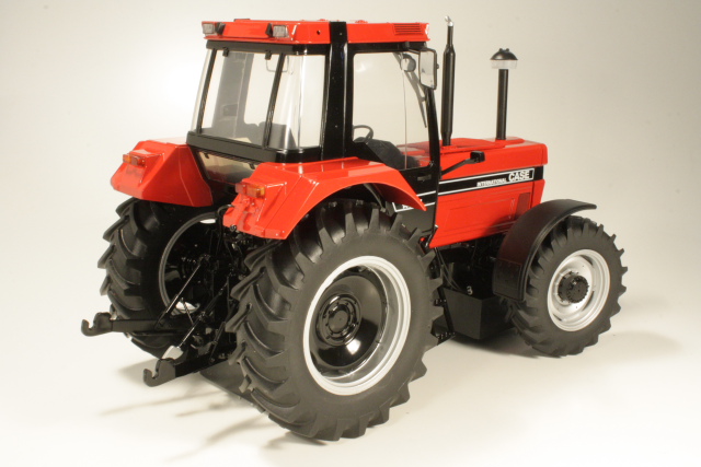 Case IH 1455XL 3rd Gen 1987, red/black