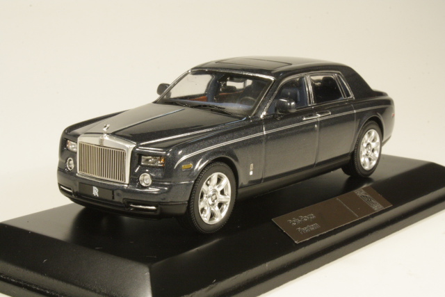 Rolls-Royce Phantom 2009, tummanharmaa