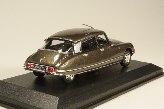 Citroen DS23 Pallas 1972, ruskea - Sulje napsauttamalla kuva