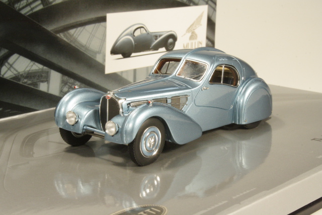 Bugatti Type 57SC Atlantic 1936, sininen - Sulje napsauttamalla kuva