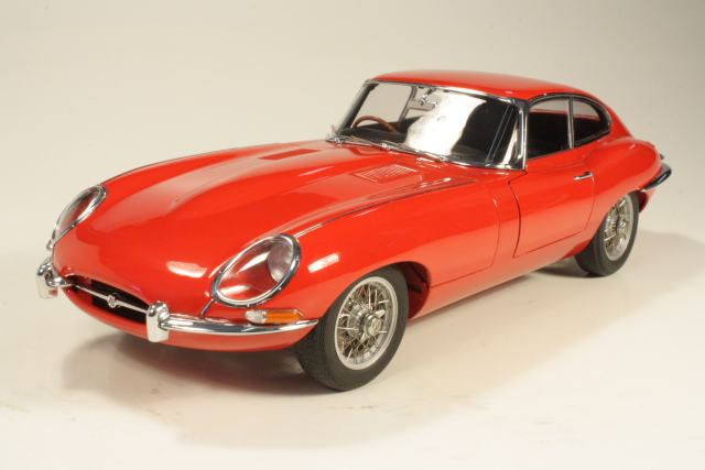 Jaguar E-Type 3.8 1961, red