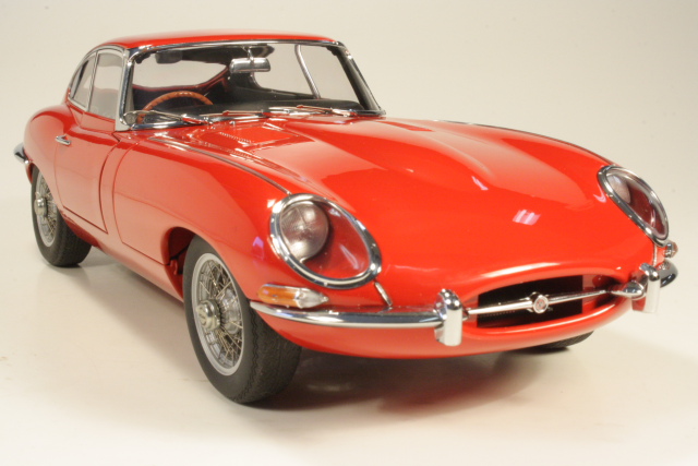 Jaguar E-Type 3.8 1961, red