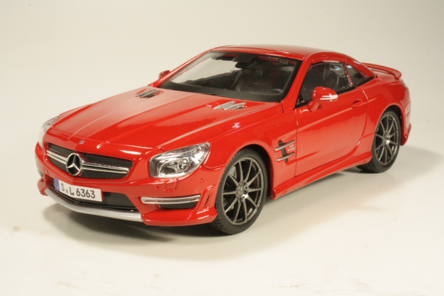 Mercedes SL63 AMG Hard Top 2013, punainen