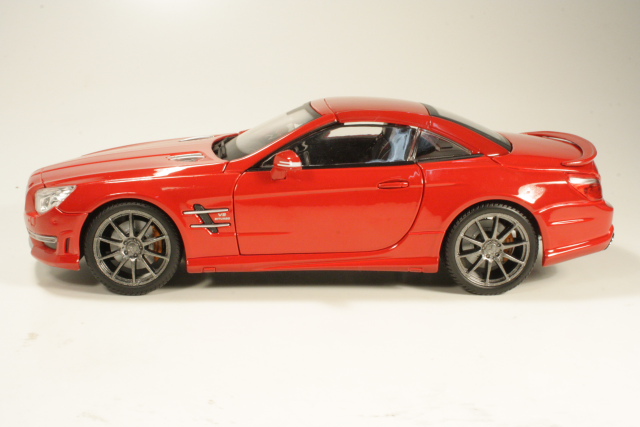Mercedes SL63 AMG Hard Top 2013, punainen
