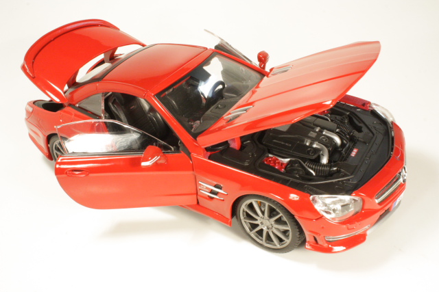 Mercedes SL63 AMG Hard Top 2013, punainen