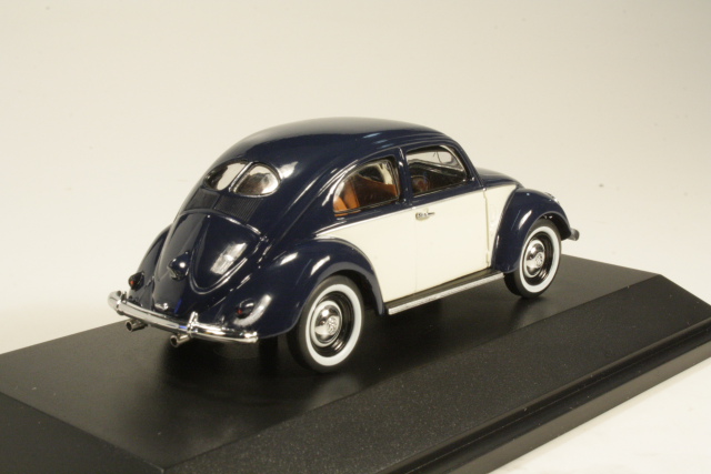 VW Beetle, blue/white - Click Image to Close