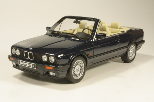 BMW 325i Cabrio (e30), tummansininen - Sulje napsauttamalla kuva