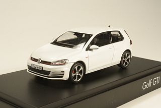 VW Golf 7 GTi 2013, valkoinen - Sulje napsauttamalla kuva