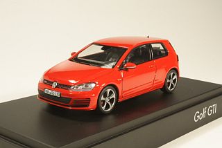 VW Golf 7 GTi 2013, punainen - Sulje napsauttamalla kuva