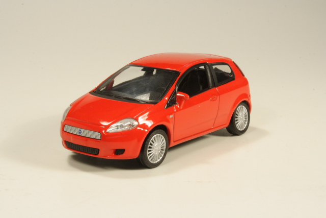 Fiat Grande Punto, punainen - Sulje napsauttamalla kuva