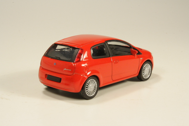Fiat Grande Punto, red