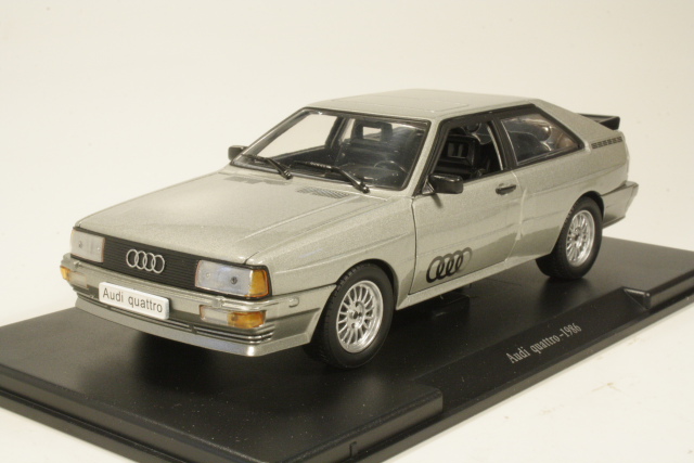 Audi Quattro 1986, hopea - Sulje napsauttamalla kuva