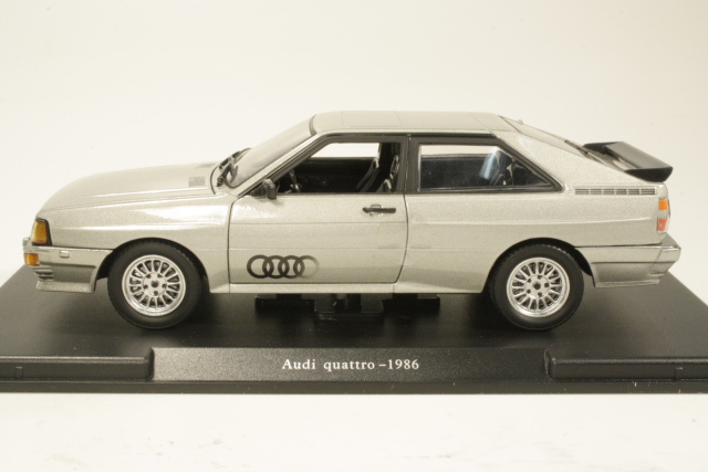 Audi Quattro 1986, hopea - Sulje napsauttamalla kuva