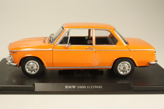 BMW 1600Ti 1968, orange