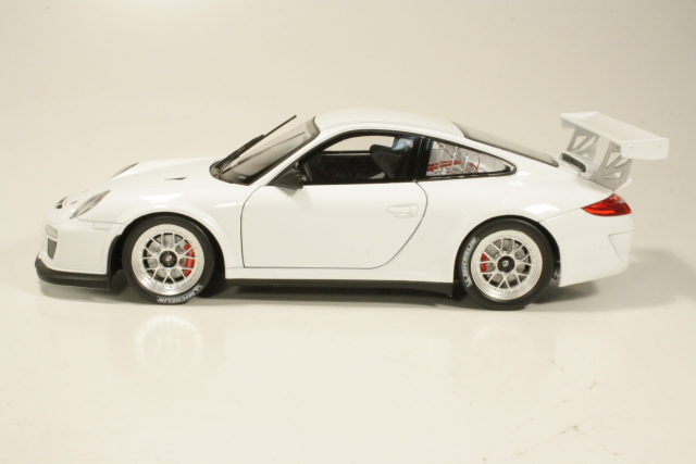 Porsche 911 GT3 Cup 2010, white