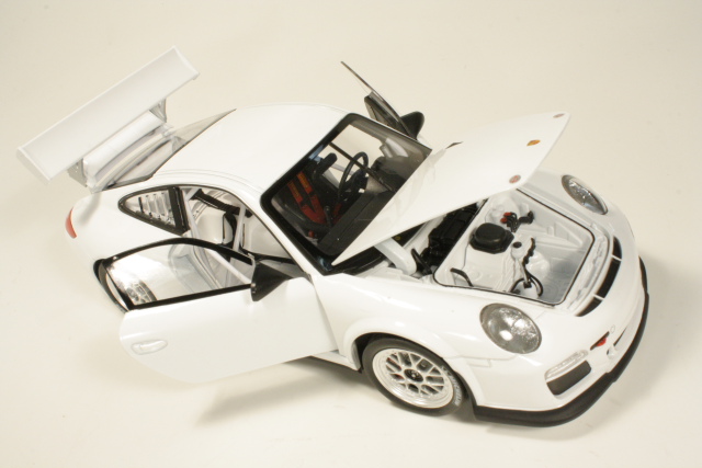 Porsche 911 GT3 Cup 2010, white