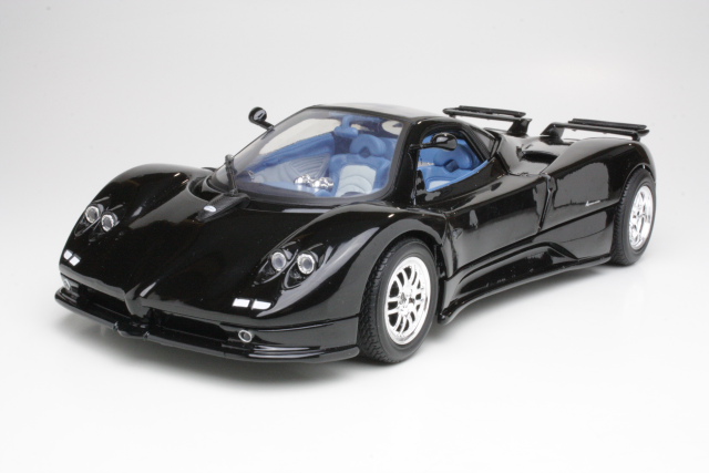 Pagani Zonda C12 1999, black