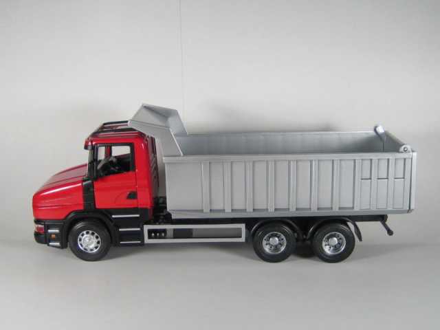 Scania T420, punainen/harmaa