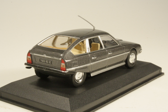 Citroen CX 1976, harmaa - Sulje napsauttamalla kuva