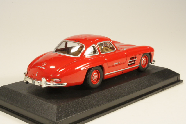 Mercedes 300SL (w198) 1954, punainen - Sulje napsauttamalla kuva